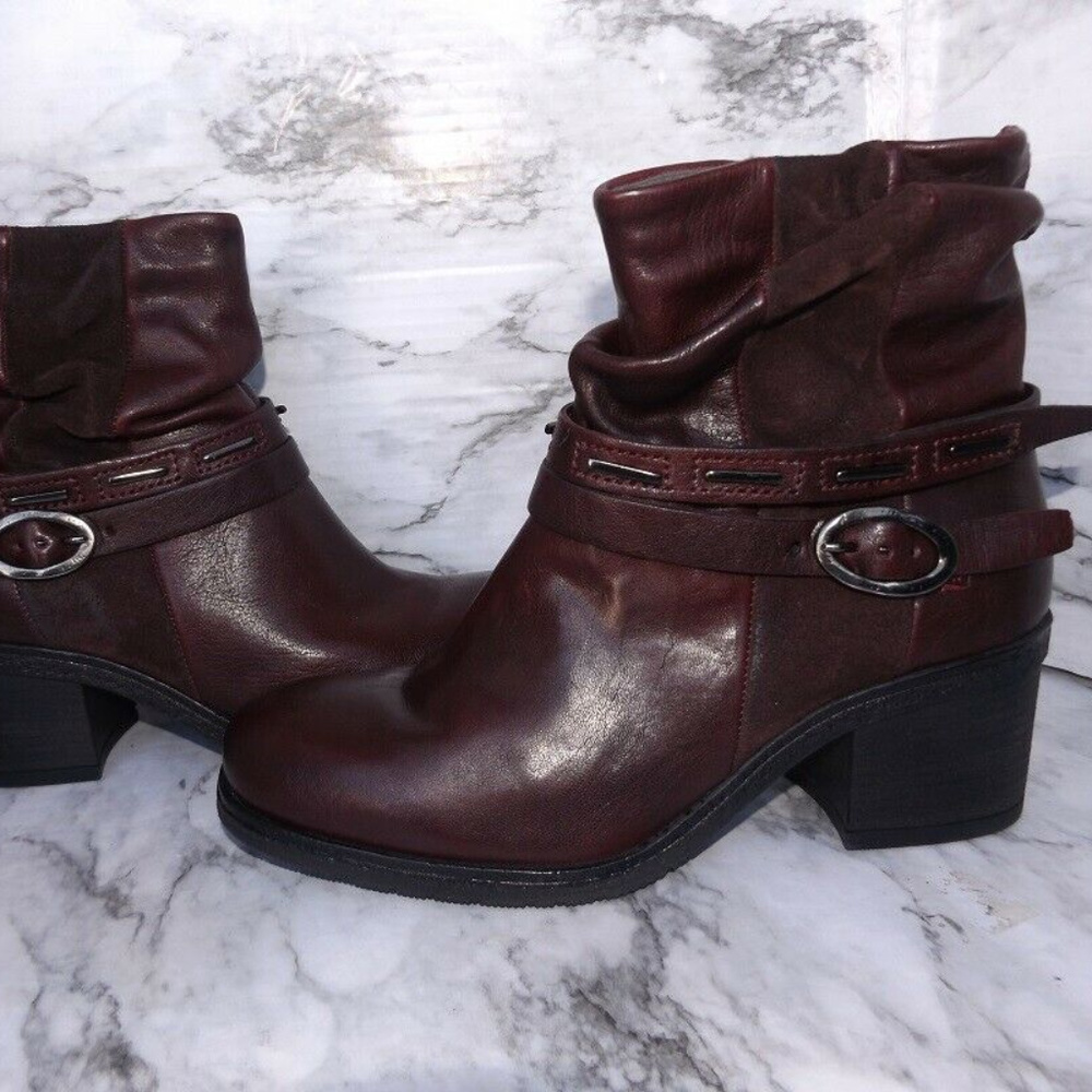 NEW Miz Mooz Leather Block Heel Ankle Boot Serenit